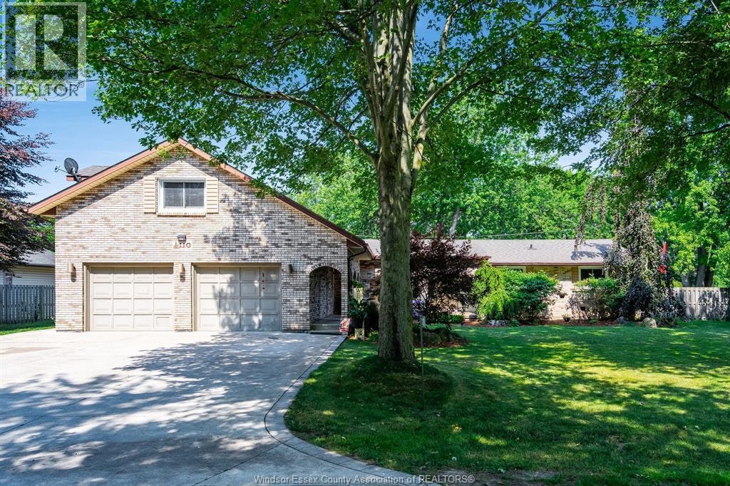 110 Lake Erie Drive, Amherstburg, ON, N9V 2Y8