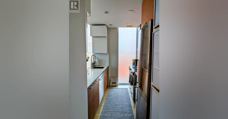 608-3 Market Street, Toronto, ON, M5E 0A3 - 9