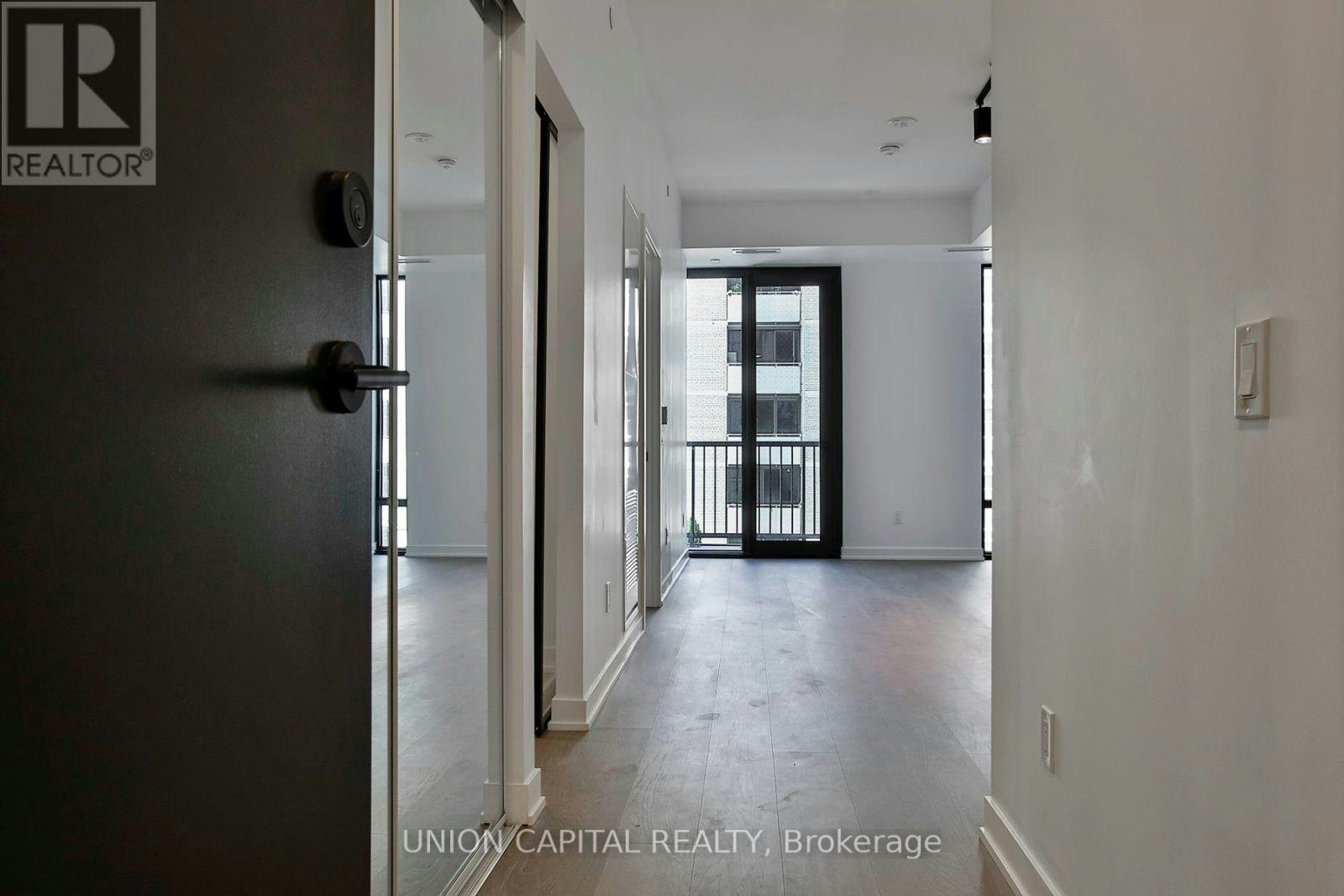 308-91 Montclair Avenue, Toronto, ON, M5P 0B1