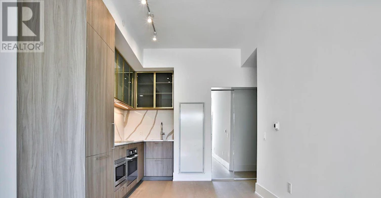 TH103-36 Olive Avenue, Toronto, ON, M6G 2R8 - 22