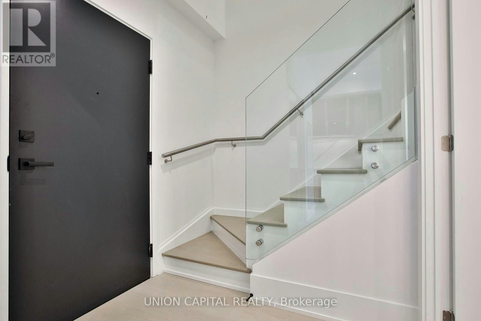 TH103-36 Olive Avenue, Toronto, ON, M6G 2R8 - 10