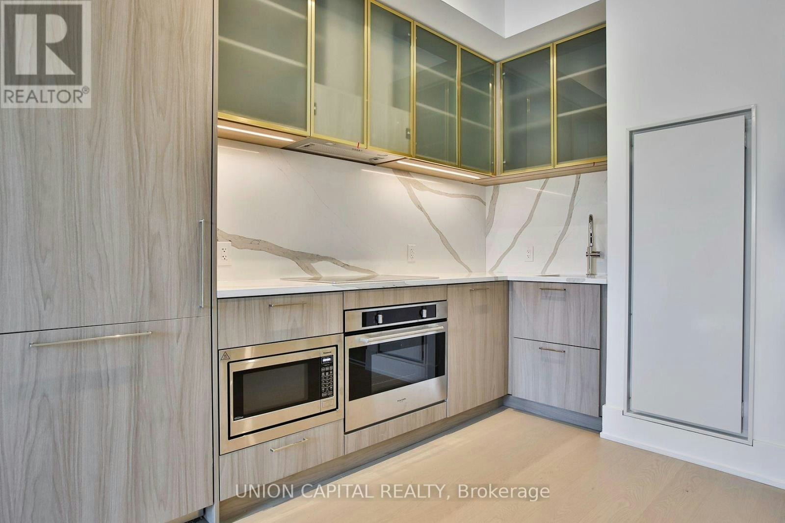 TH103-36 Olive Avenue, Toronto, ON, M6G 2R8 - 4