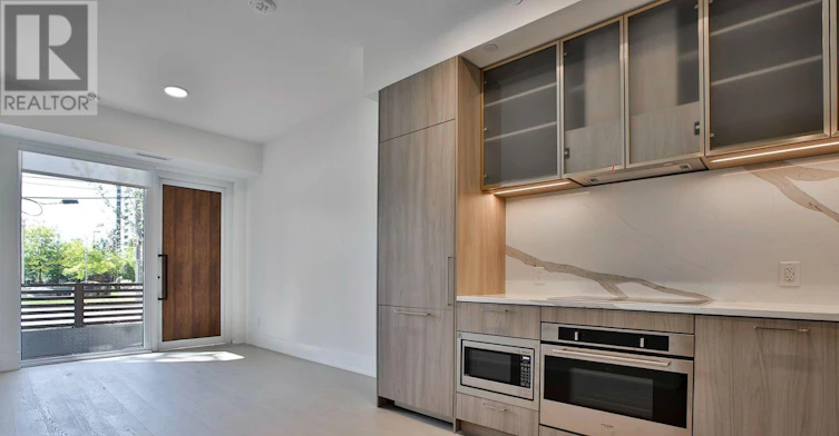 TH103-36 Olive Avenue, Toronto, ON, M6G 2R8 - 3