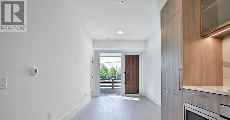 TH103-36 Olive Avenue, Toronto, ON, M6G 2R8 - 6