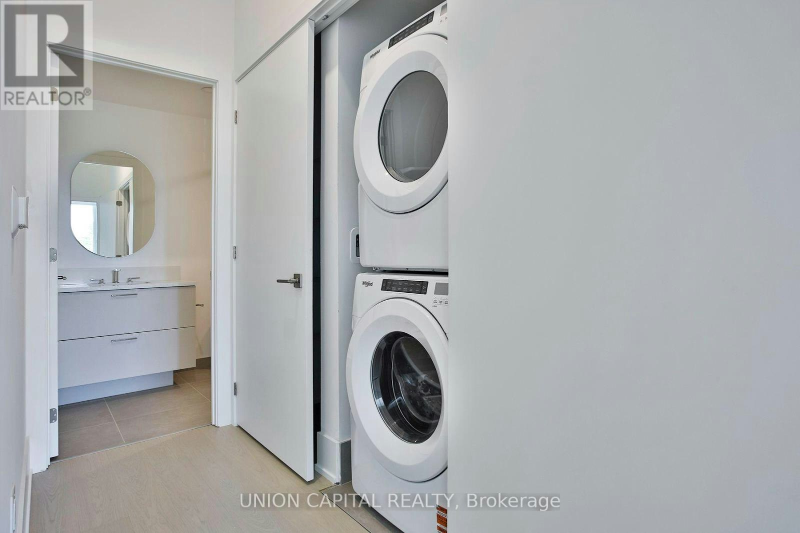 TH103-36 Olive Avenue, Toronto, ON, M6G 2R8 - 21