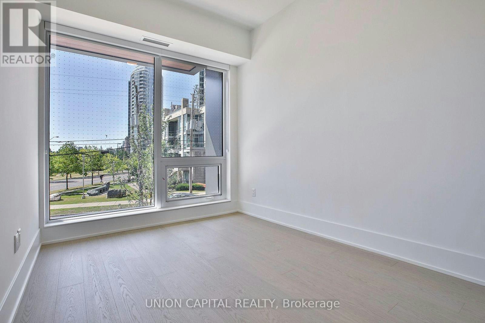 TH103-36 Olive Avenue, Toronto, ON, M6G 2R8 - 14