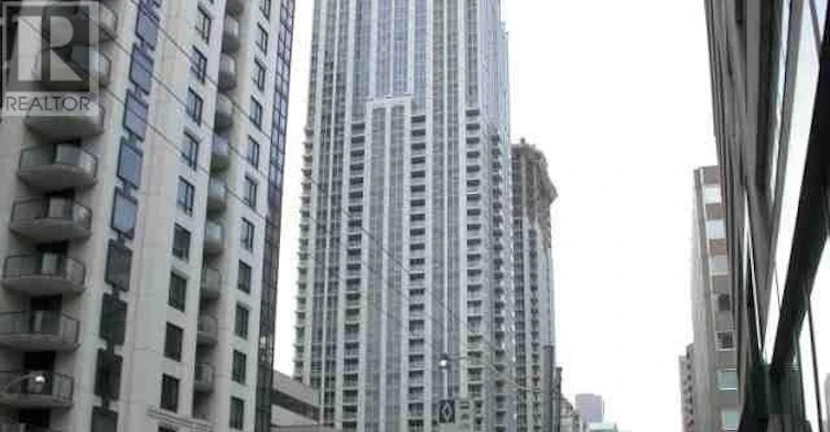 3907-763 Bay Street, Toronto, ON, M5G 2R3