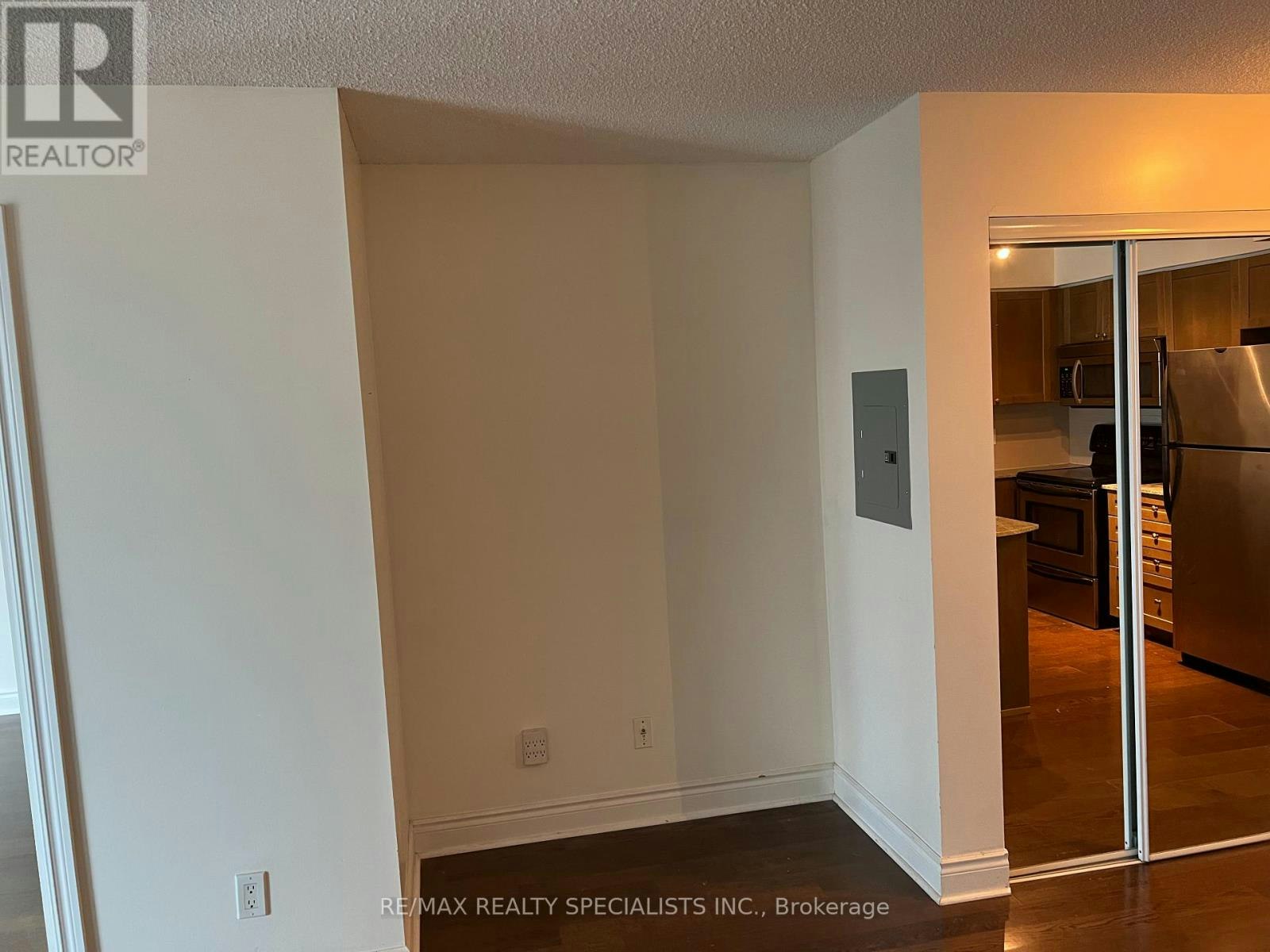 3907-763 Bay Street, Toronto, ON, M5G 2R3 - 7