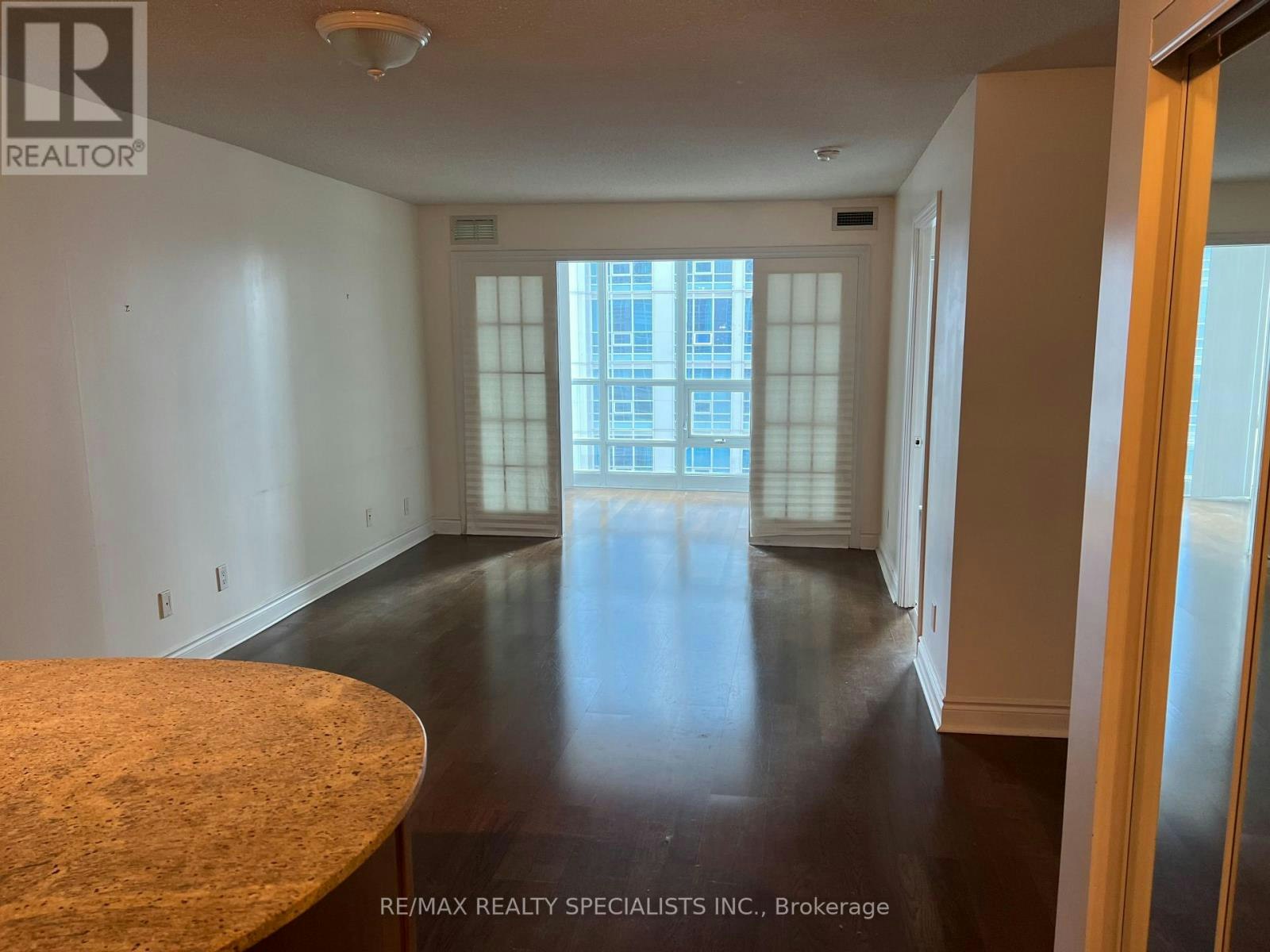 3907-763 Bay Street, Toronto, ON, M5G 2R3 - 4