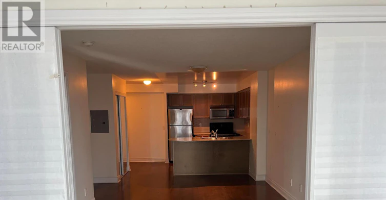 3907-763 Bay Street, Toronto, ON, M5G 2R3 - 10