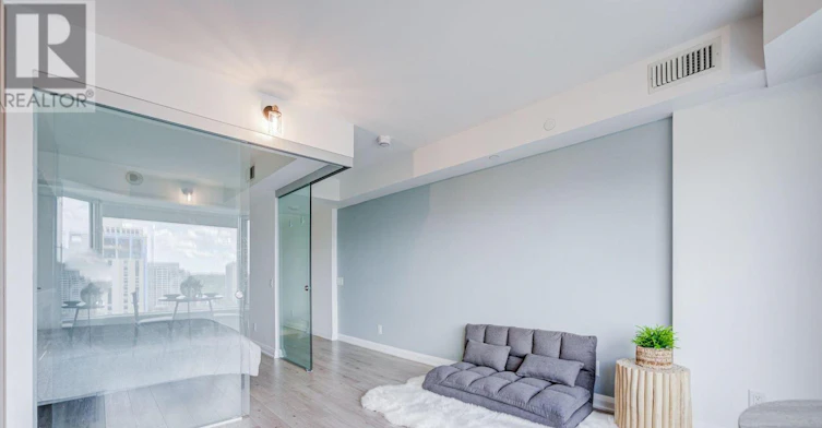 1920-155 Yorkville Avenue, Toronto, ON, M5R 0B4 - 2
