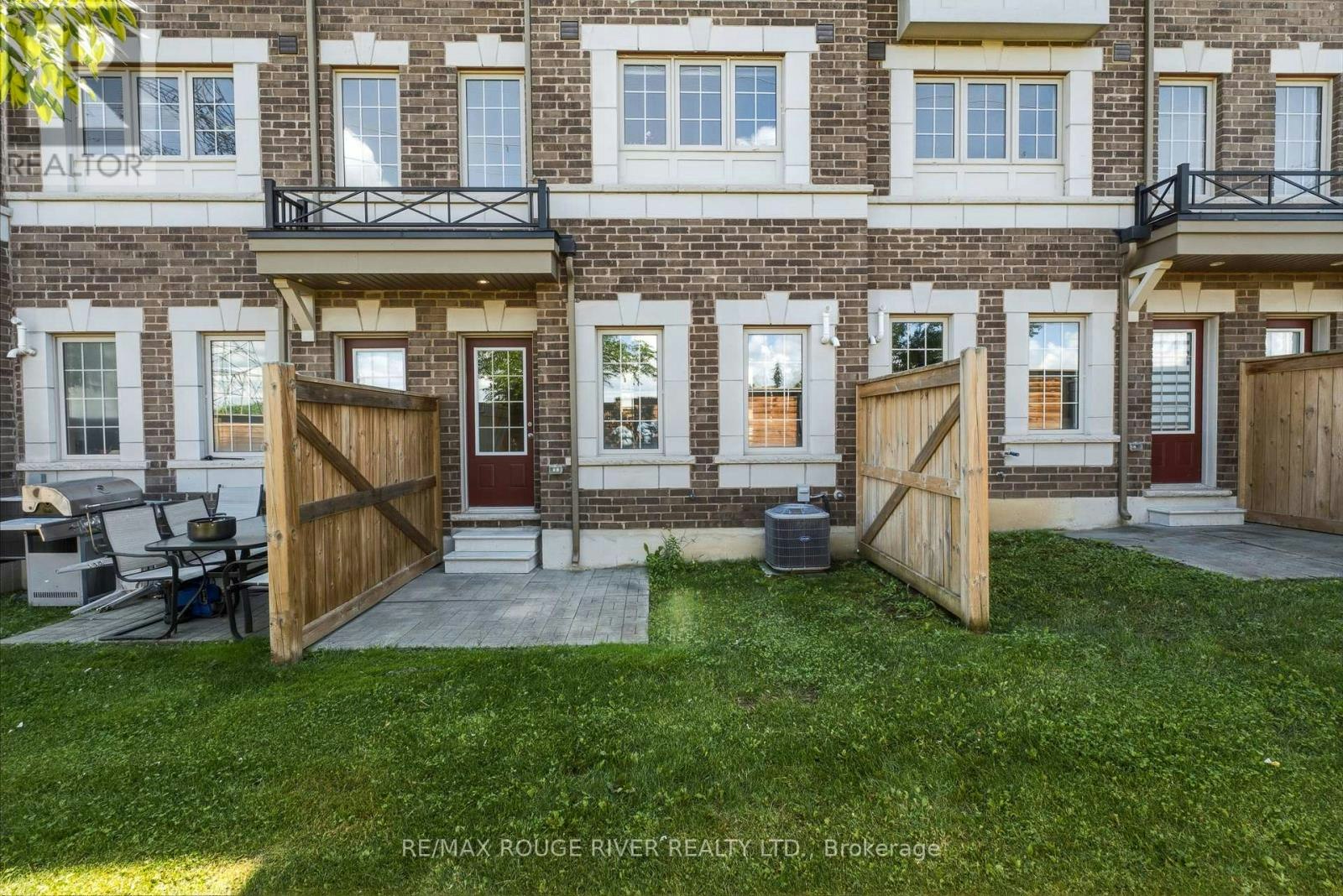 2669 Deputy Minister Path, Oshawa, ON, L1L 0M7 - 39