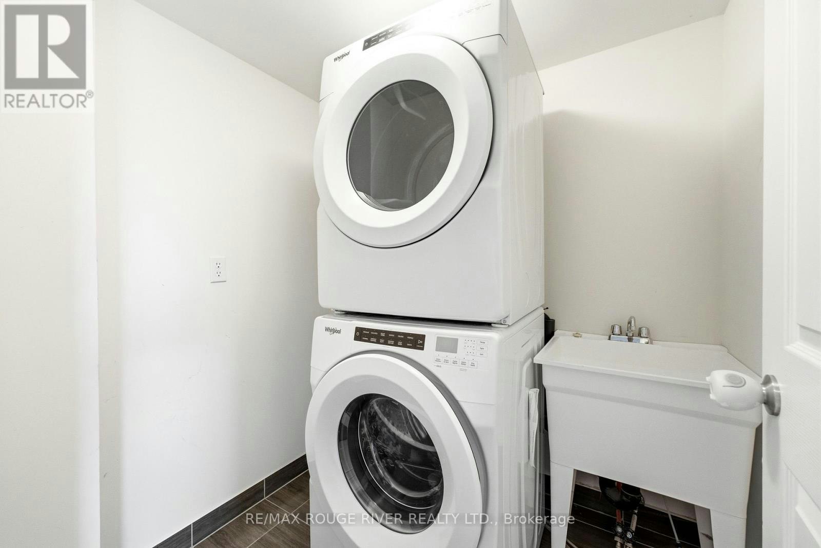 2669 Deputy Minister Path, Oshawa, ON, L1L 0M7 - 27
