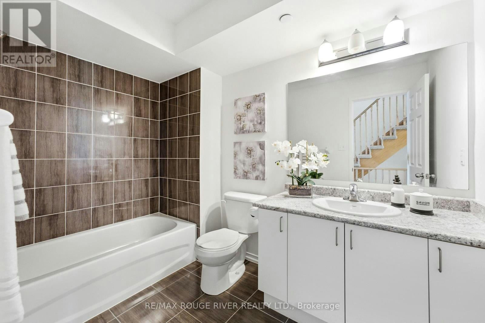 2669 Deputy Minister Path, Oshawa, ON, L1L 0M7 - 26
