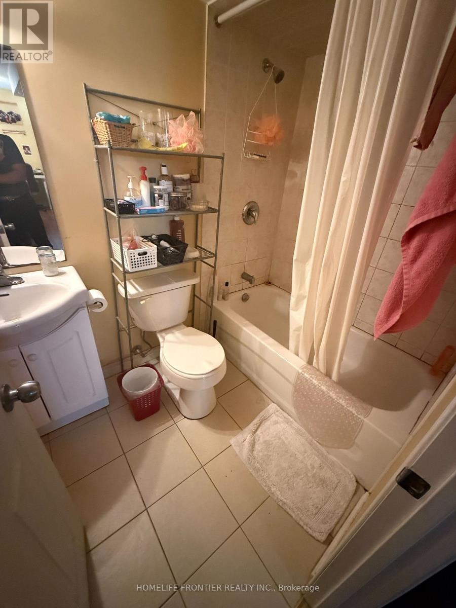B1-280 Cook Road, Toronto, ON, M3J 0C6 - 8