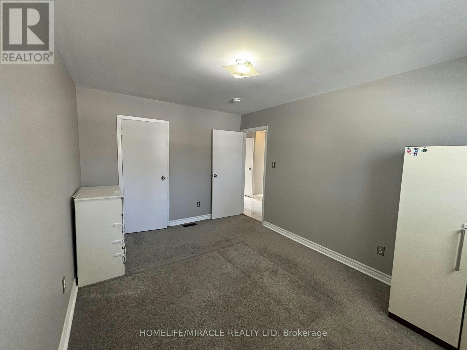 MAIN-219 Mcmurchy Avenue, Brampton, ON, L6Y 1Z2 - 21