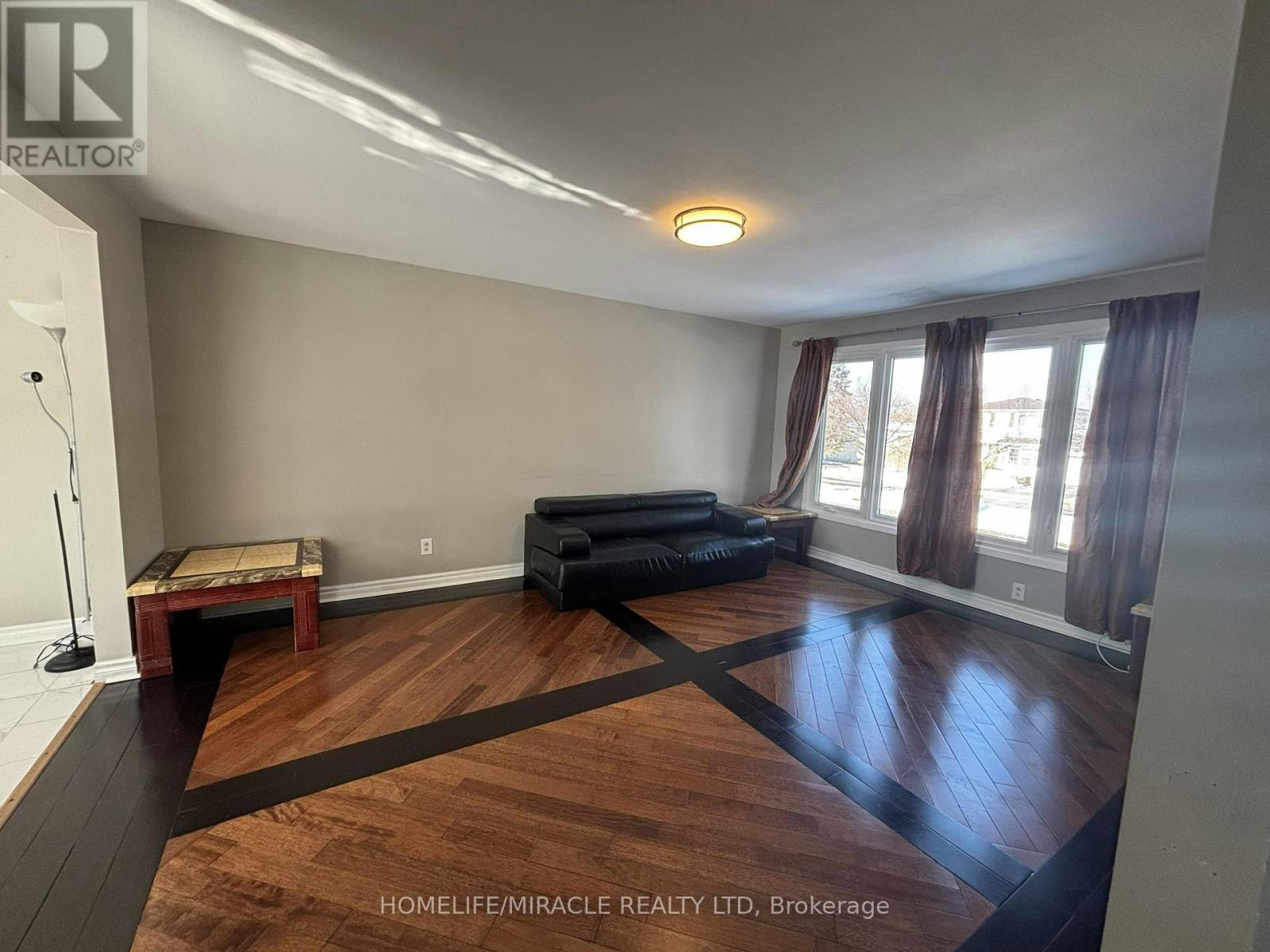 MAIN-219 Mcmurchy Avenue, Brampton, ON, L6Y 1Z2 - 4