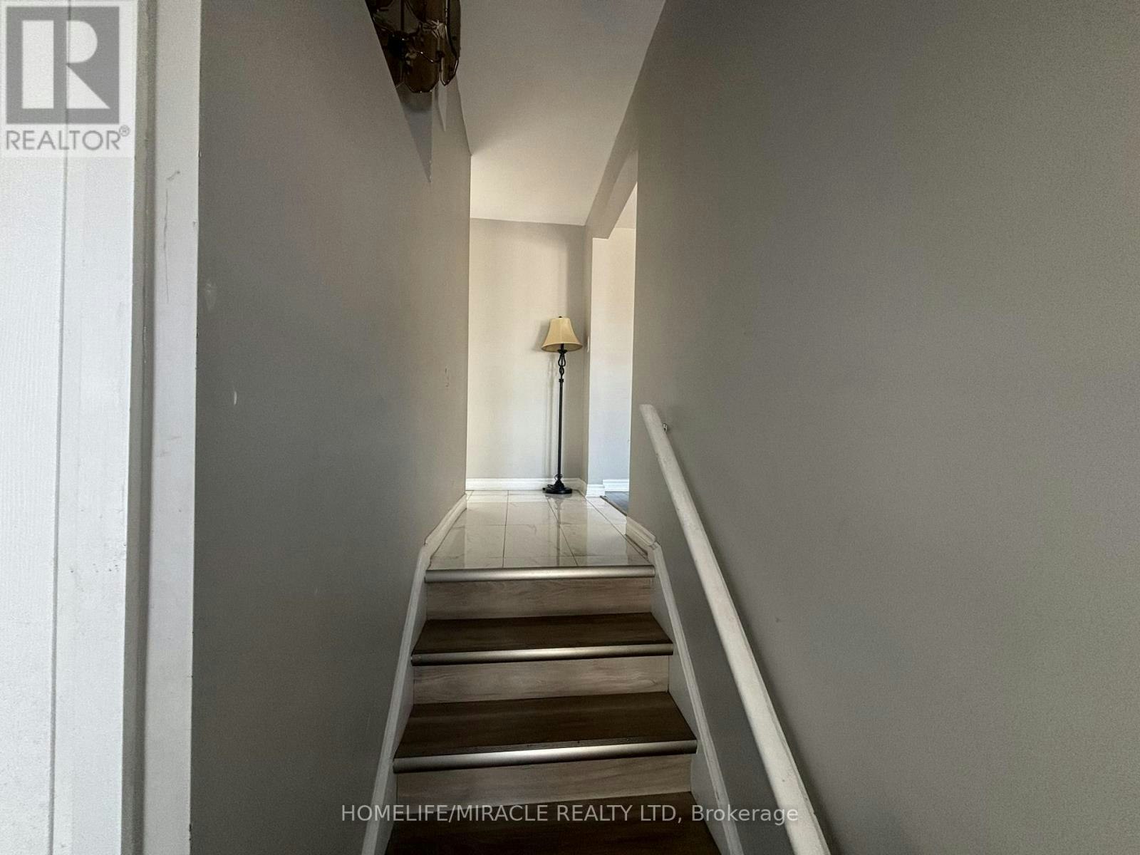 MAIN-219 Mcmurchy Avenue, Brampton, ON, L6Y 1Z2 - 3