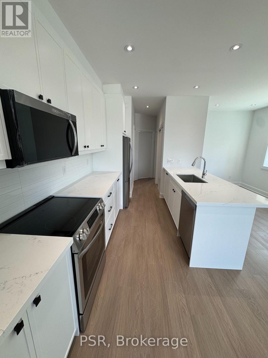 MAIN-99 Ypres Road, Toronto, ON, M6M 3X2 - 8