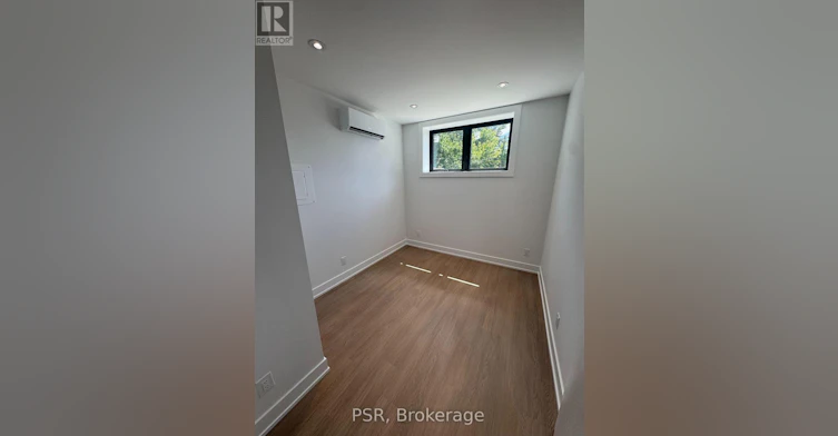 MAIN-99 Ypres Road, Toronto, ON, M6M 3X2 - 10