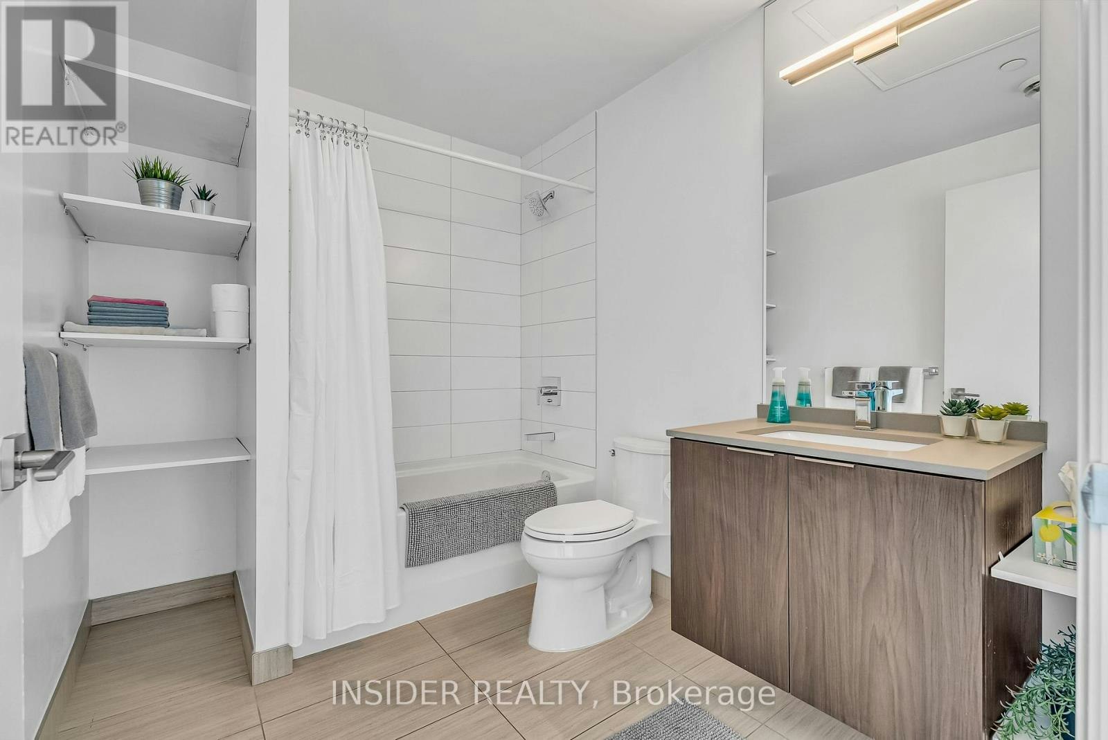 1009-20 Brin Drive, Toronto, ON, M8X 0B2 - 9