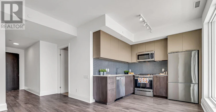 1009-20 Brin Drive, Toronto, ON, M8X 0B2 - 3
