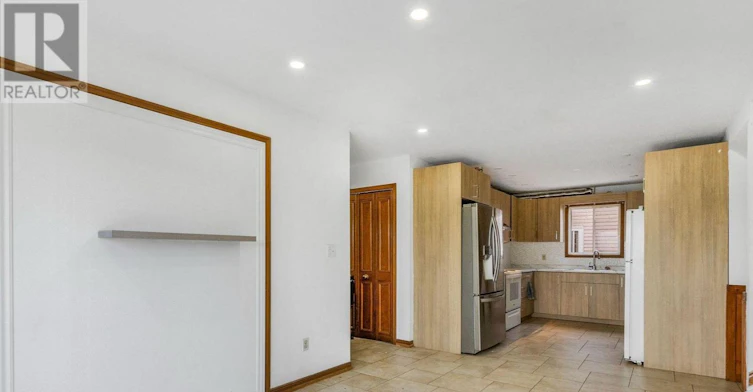 4 Eastwood Drive, Welland, ON, L3C 6W3 - 6