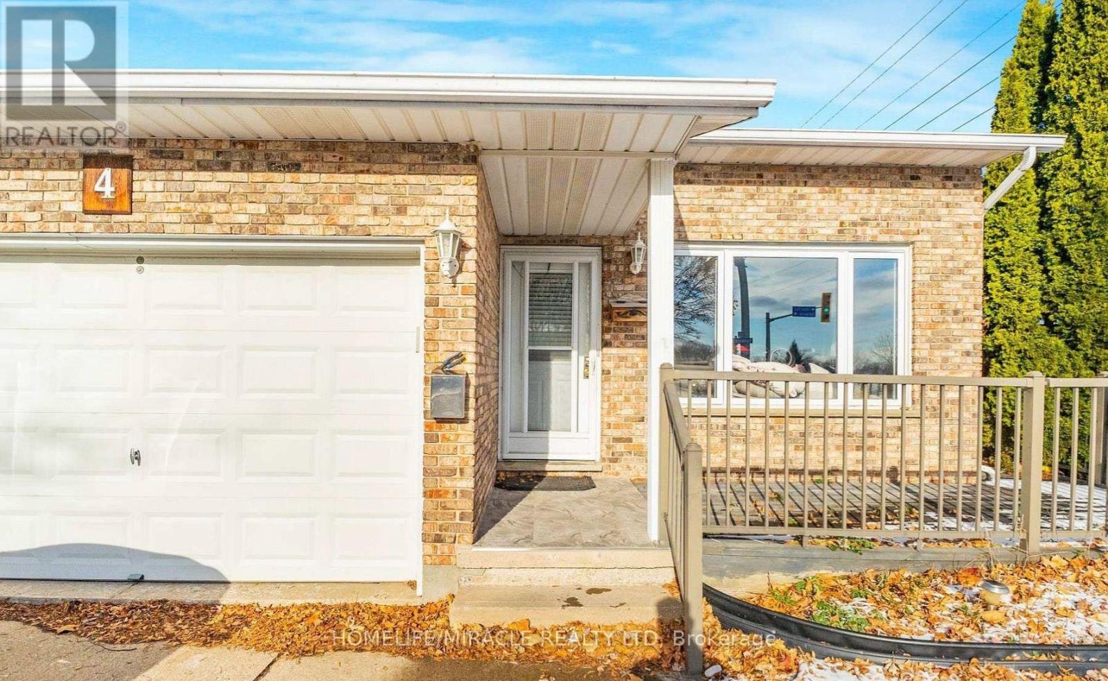 4 Eastwood Drive, Welland, ON, L3C 6W3 - 3
