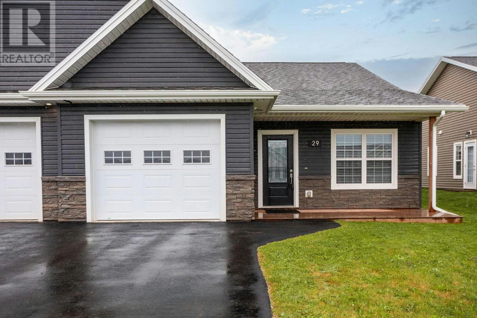 29 Alice Avenue, Charlottetown, PE, C1C 0V1