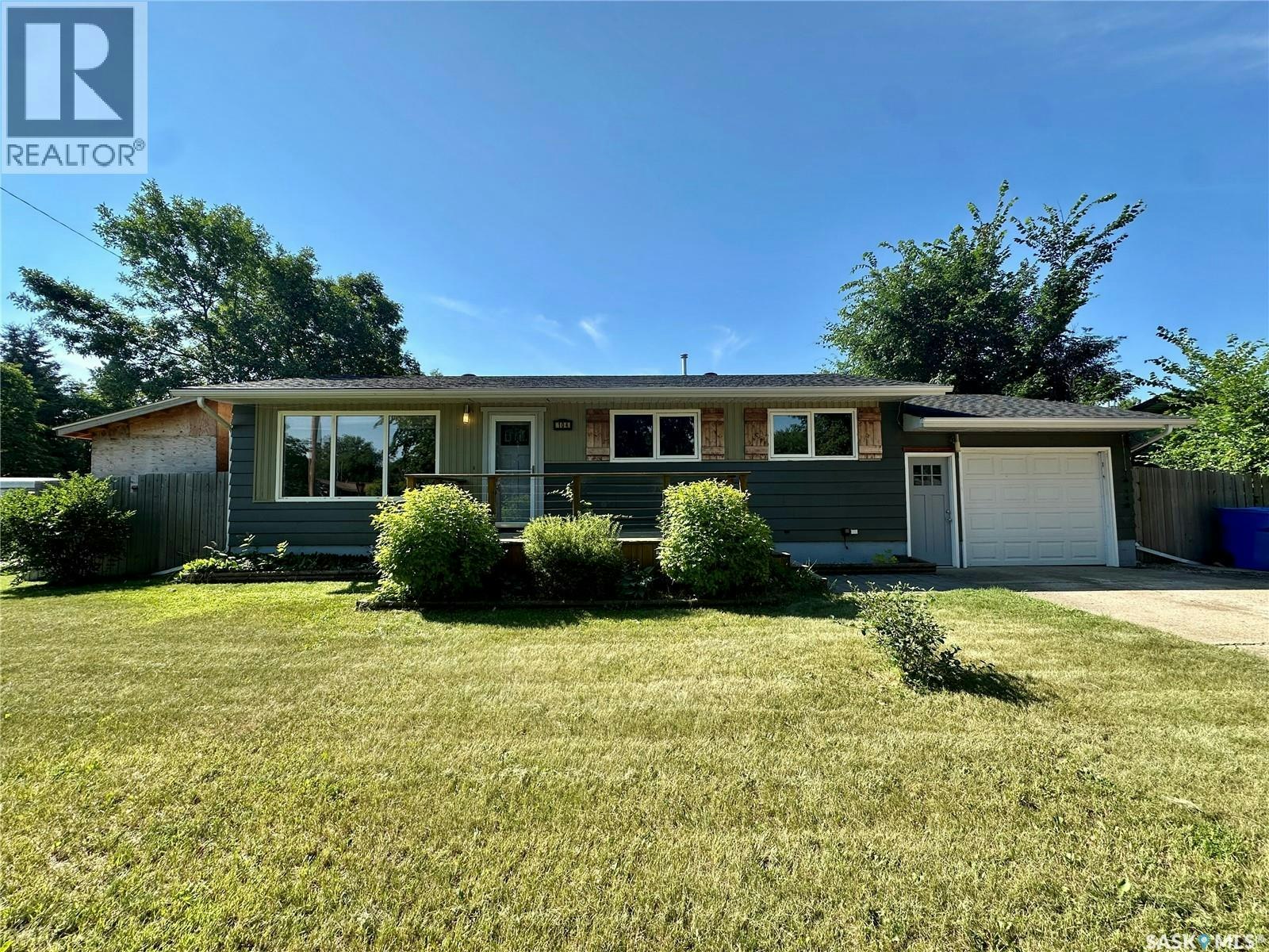 104 Johnston Crescent, Canora, SK, S0A 0L0
