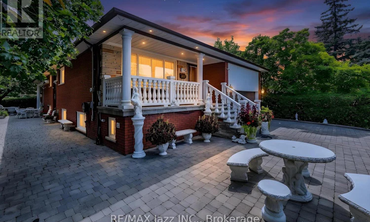 89 Crestwood Road