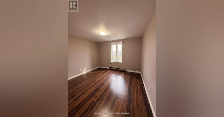 611-358 Queen Mary Road, Kingston, ON, K7M 7E8 - 11