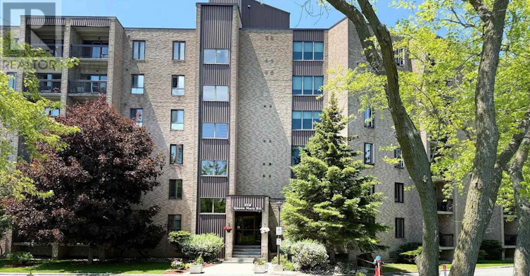 611-358 Queen Mary Road, Kingston, ON, K7M 7E8 - 2