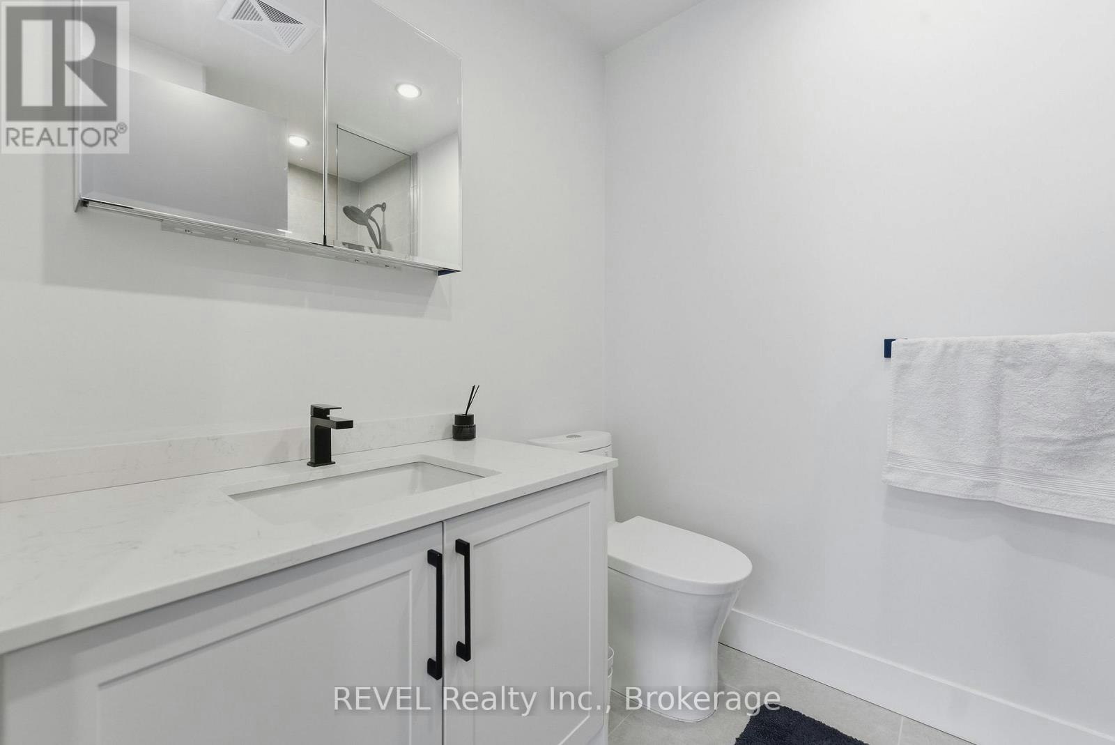 405-2450 Old Bronte Road, Oakville, ON, L6M 5P6 - 24