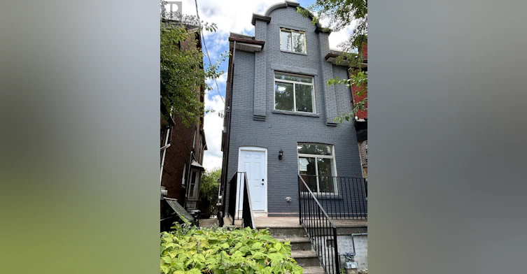 B03-643 Bathurst Street, Toronto, ON, M5S 2R2