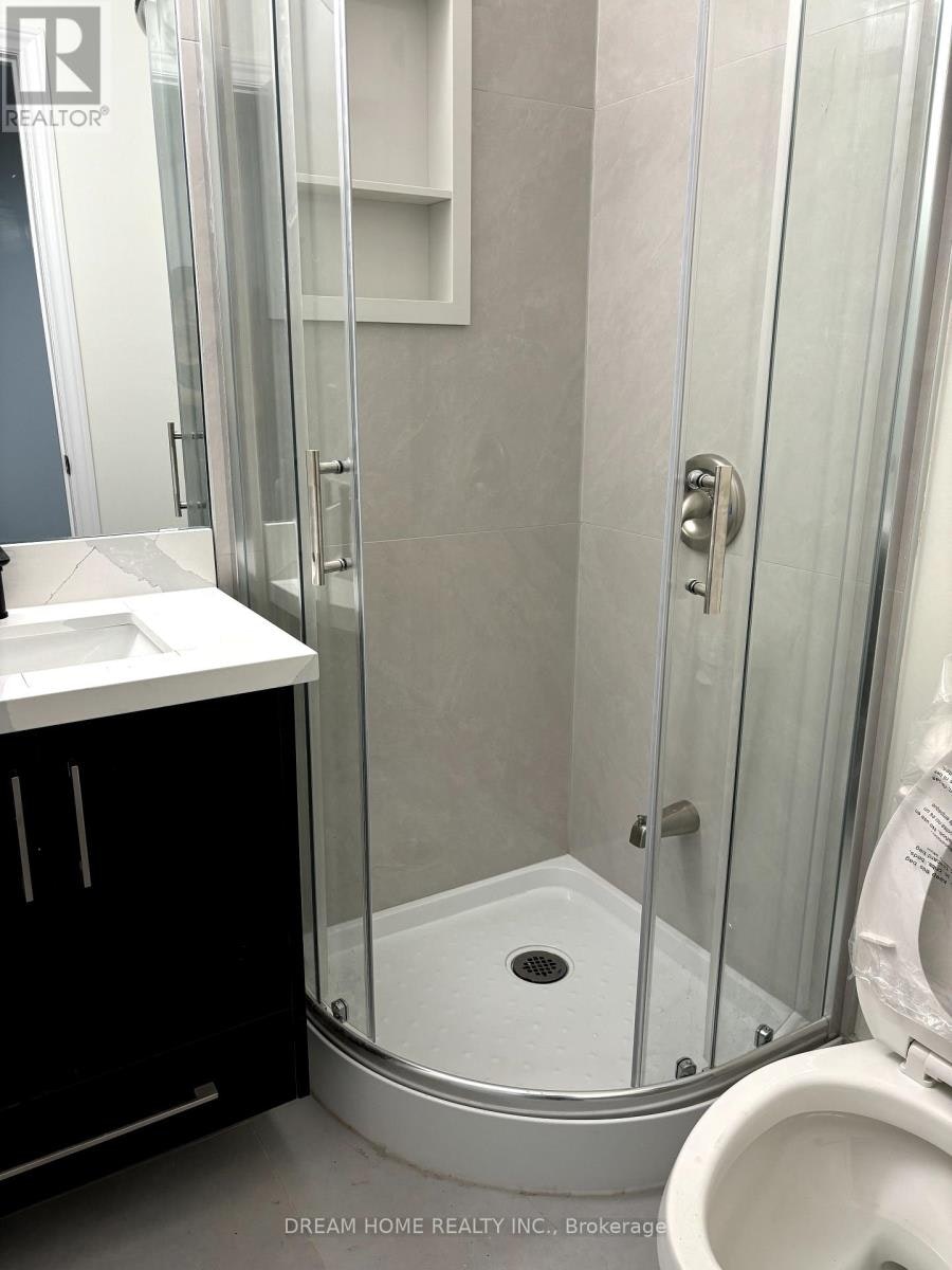 B03-643 Bathurst Street, Toronto, ON, M5S 2R2 - 4