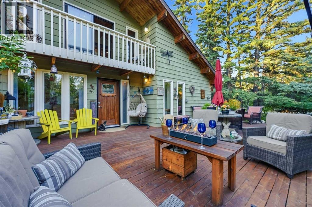 23 Redwood Meadows Drive, Rural Rocky View County, AB, T3Z 1A3