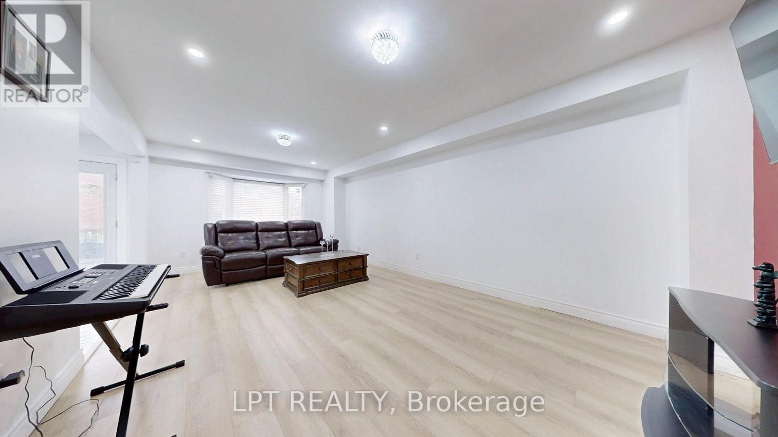 MAIN-17 Glenheather Terrace, Toronto, ON, M1B 5H3 - 5