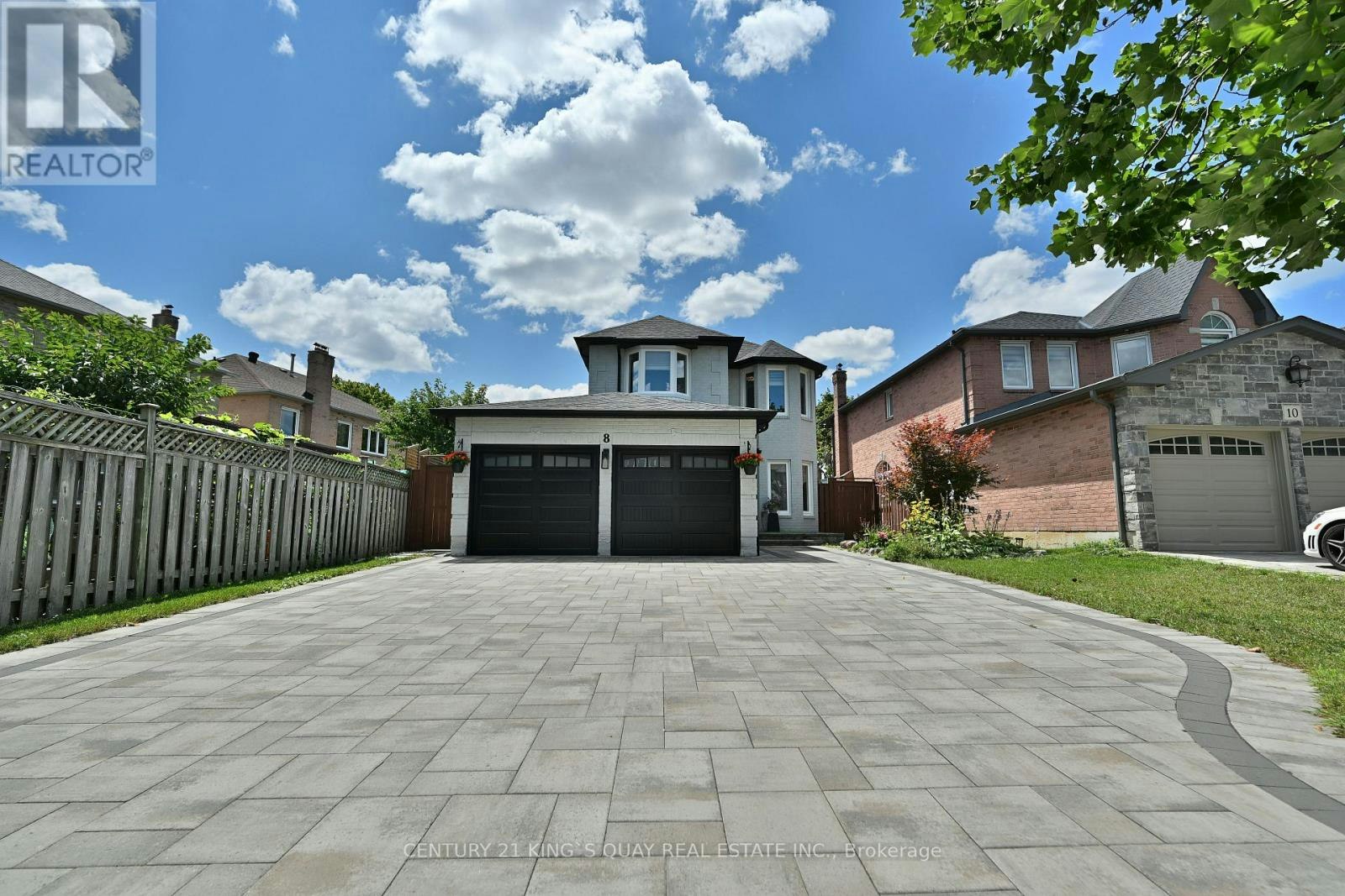 8 Major Elliot Court, Markham, ON, L3R 9C3