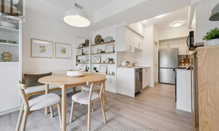 107-940 St David Street N