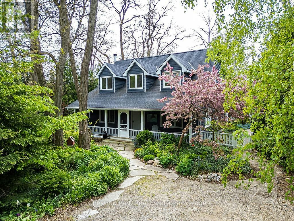 114 Clark Street, Blue Mountains, ON, N0H 1J0