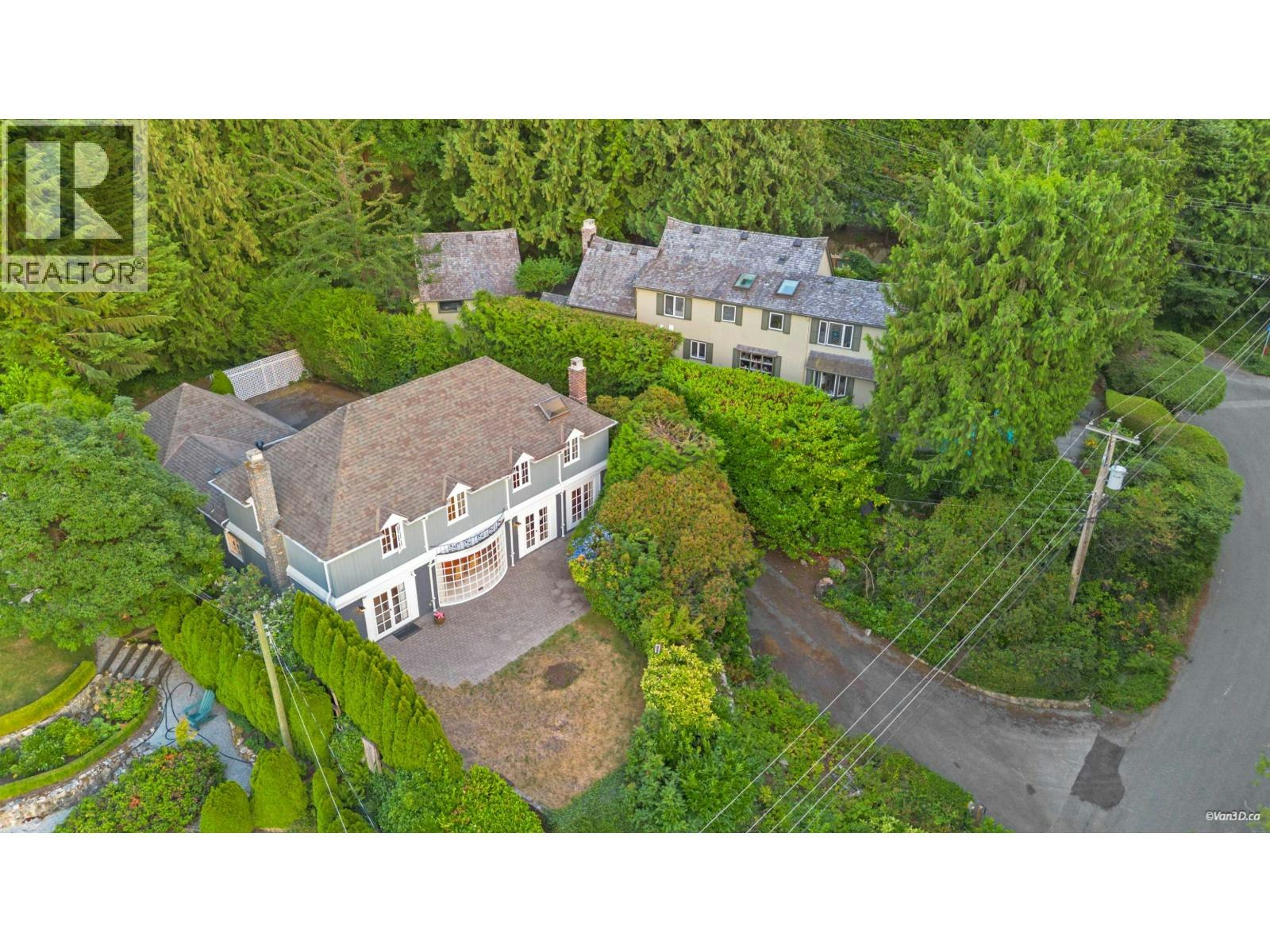 5384 Kew Cliff Road, West Vancouver, BC, V7W 1M2