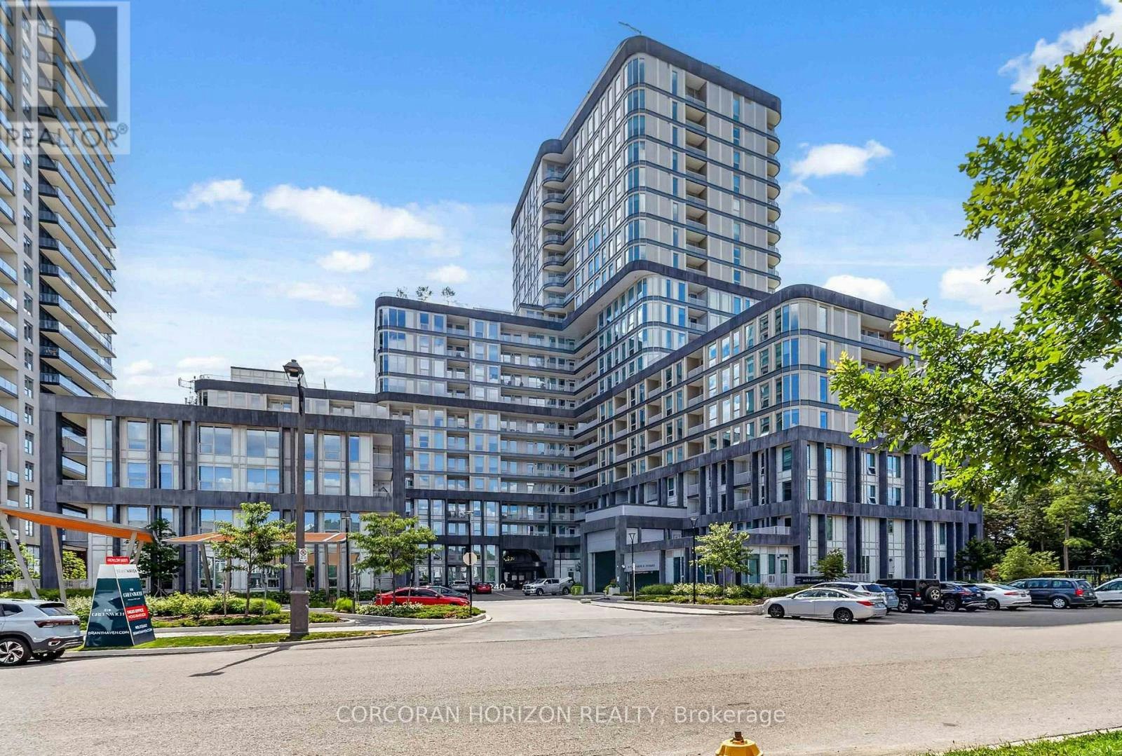 335-3240 William Coltson Avenue, Oakville, ON, L6H 8C8