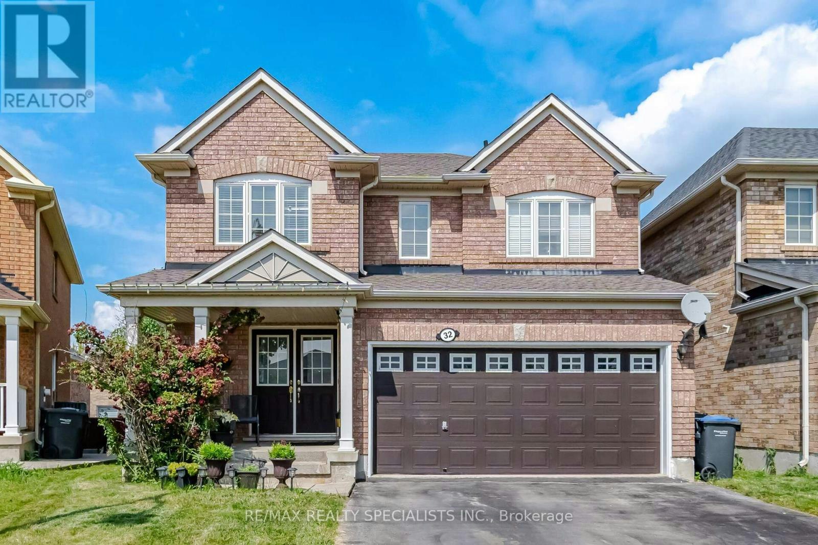 32 Magnificent Court, Brampton, ON, L6P 2T2