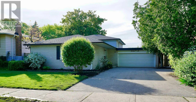 26 Miller Road, Oakville, ON, L6H 1J6