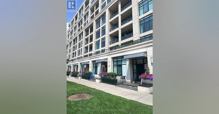 726-2 Old Mill Drive, Toronto, ON, M6S 0A2 - 2