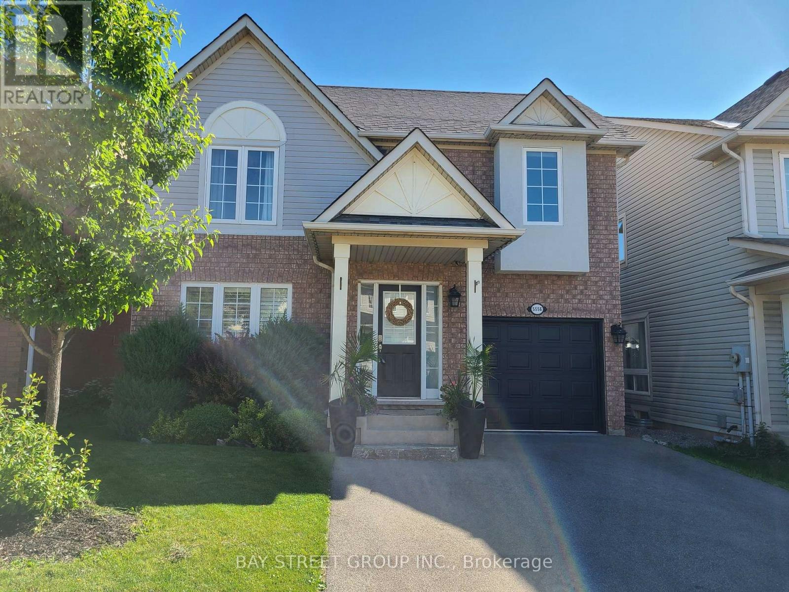 5556 Thorn Lane, Burlington, ON, L7L 6V9