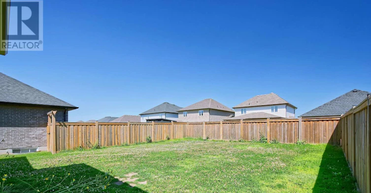 31 Ashberry Place, St. Thomas, ON, N5R 0H7 - 33