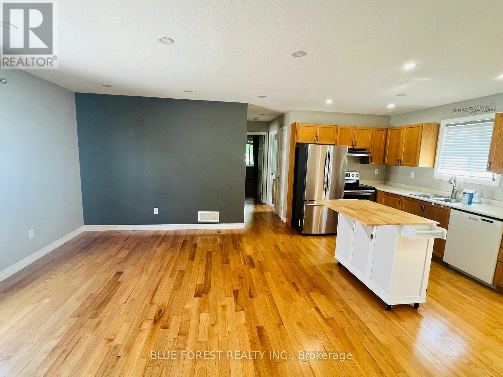 1828 Marconi Boulevard, London, ON, N5V 4Y1 - 7