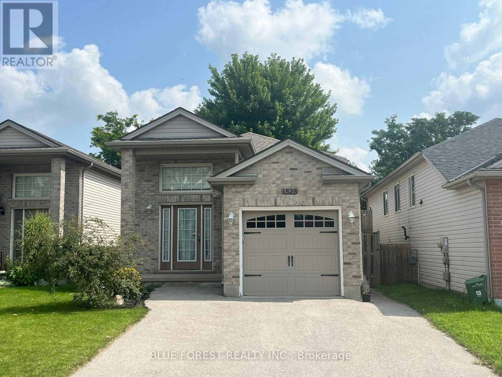 1828 Marconi Boulevard, London, ON, N5V 4Y1 - 2